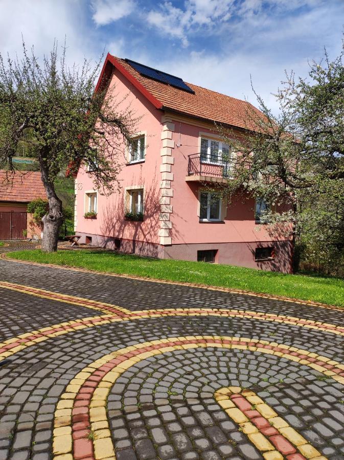 Dom Pod Jabloniami Villa Lukowica Екстериор снимка