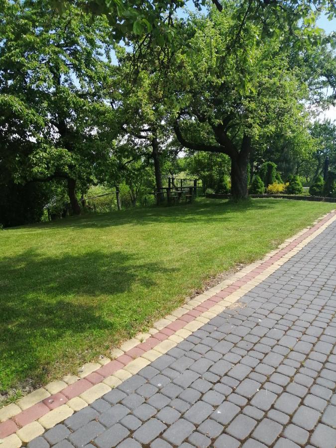 Dom Pod Jabloniami Villa Lukowica Екстериор снимка
