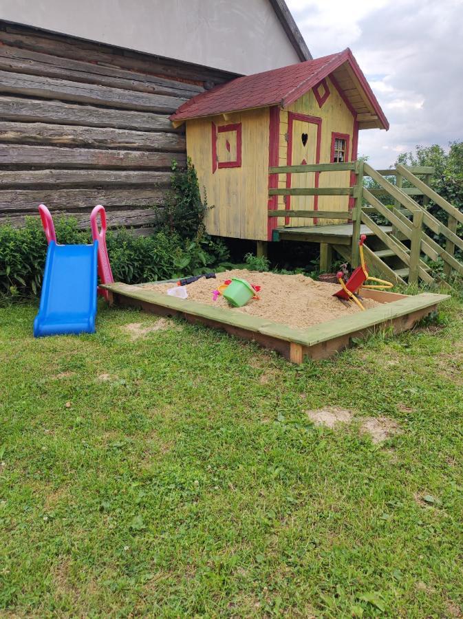 Dom Pod Jabloniami Villa Lukowica Екстериор снимка