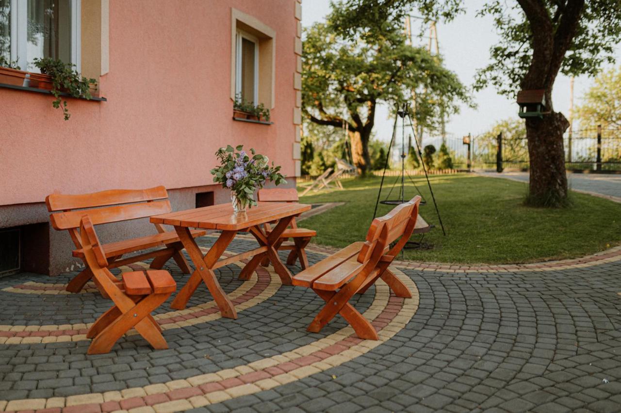 Dom Pod Jabloniami Villa Lukowica Екстериор снимка