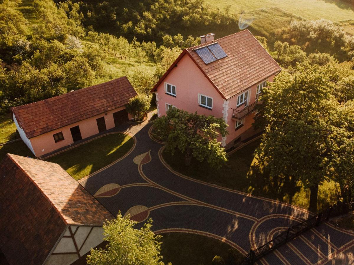 Dom Pod Jabloniami Villa Lukowica Екстериор снимка